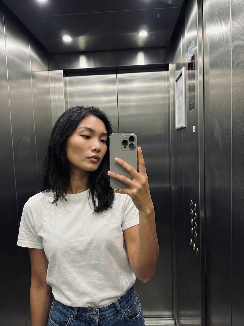 Green dress virtual try-on comparison