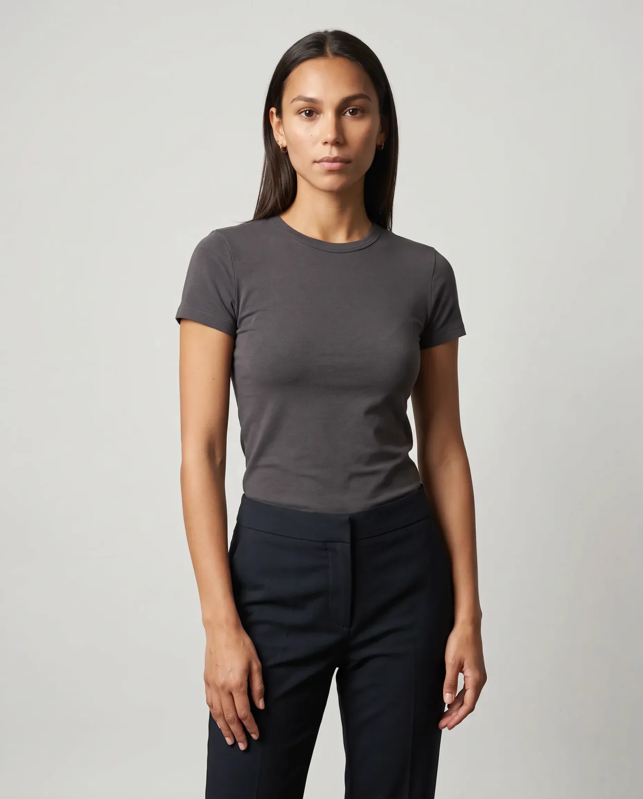 Front reference of Sandra, the selected fashion model